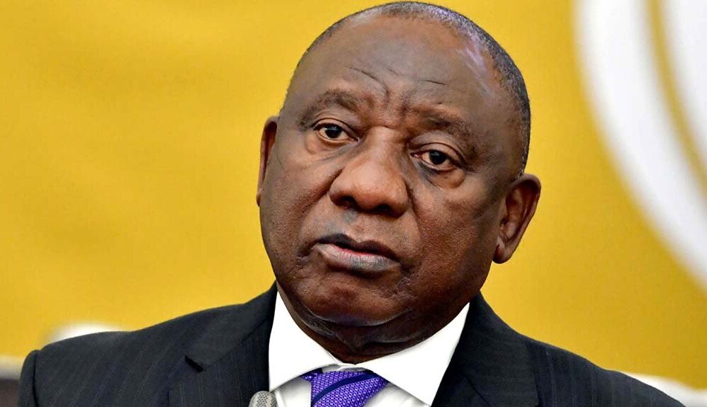 Afrique du Sud: le parti au pouvoir demande que Pretoria quitte la Cour pénale internationale