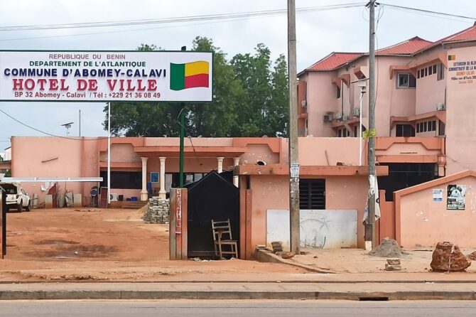 Abomey-Calavi : appel aux propriétaires terriens et présumés propriétaires de parcelles