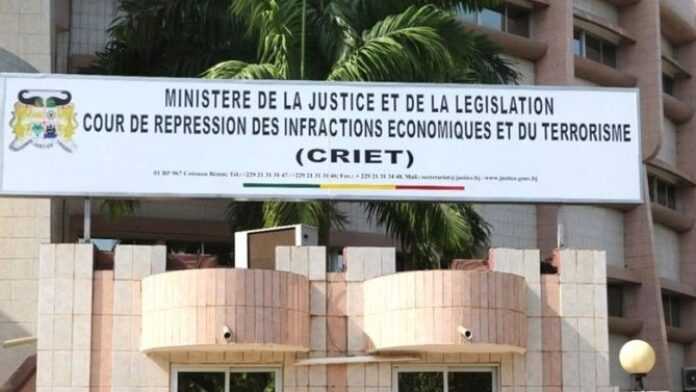 Bénin/échouement de navire à Fidjrossè : l’équipage et des officiers béninois jugés le 14 août prochain