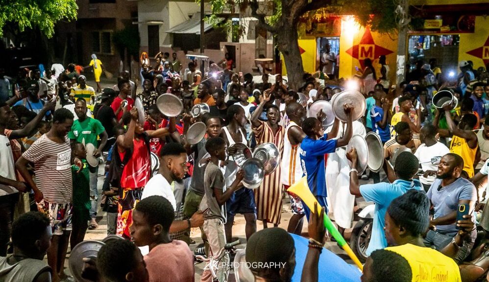 Les bruits de casseroles résonnent à Dakar en signe de protestation contre l'interdiction du meeting d'investiture d'Ousmane Sonko