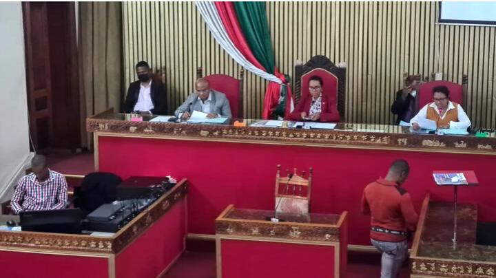 Madagascar : Christine Razanamahasoa dénonce un climat politique nocif avant les élections