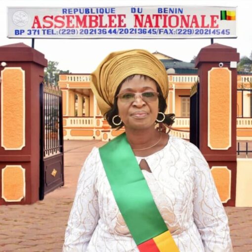 Bénin : la députée Viviane OROU TAMA dénonce « la bonne collaboration » entre le parlement et l’exécutif