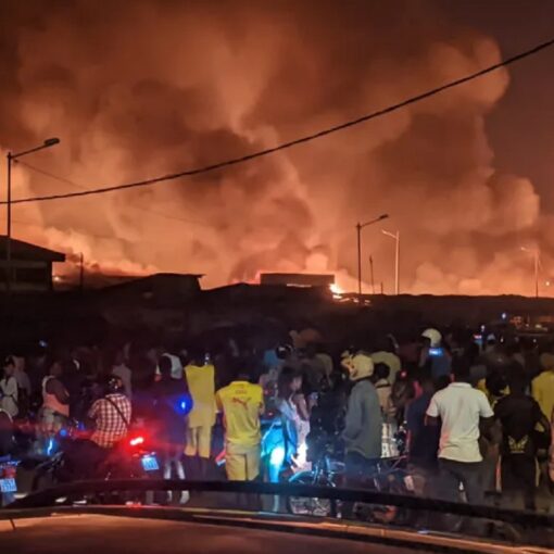 Drame à Agoè Assiyéyé : un incendie dévastateur anéantit le Grand marché de Lomé