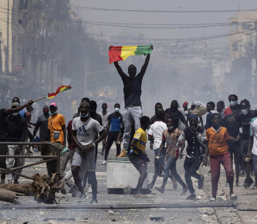 Sénégal : liberté provisoire pour des membres du parti Pastef en détention