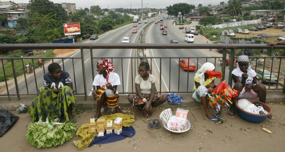 Côte d’Ivoire : le gouverneur d'Abidjan prend des mesures contre la mendicité et le commerce ambulant