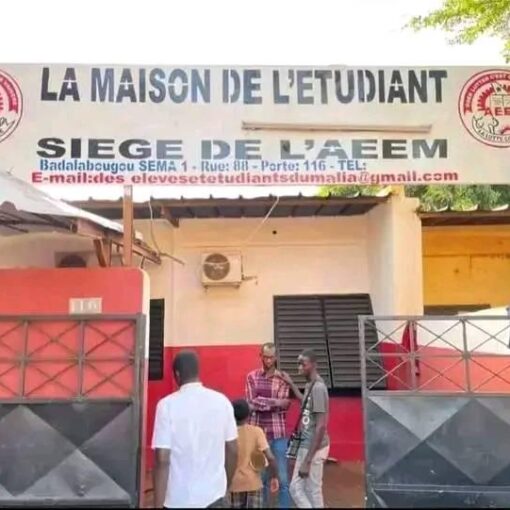 Mali : la junte relâche une vingtaine d'étudiants de l'AEEM