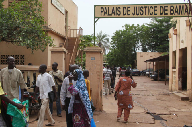 Mali : 10 cadres de l’opposition placés sous mandat de dépôt