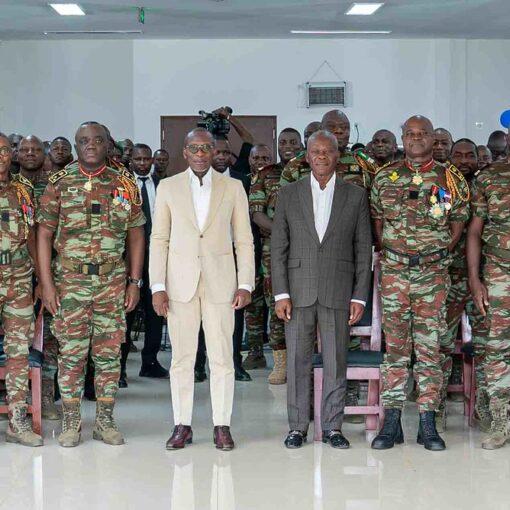 Patrice Talon à la caserne militaire de Dessa, à Allada
