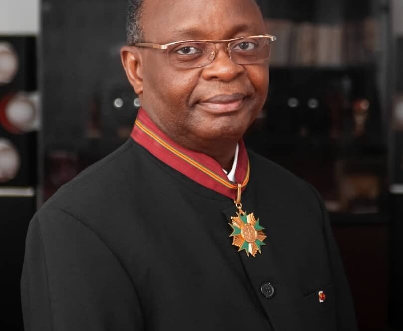 Janvier YAHOUEDEOU